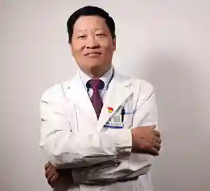 全国爱眼日丨朱思泉：重视全生命周期的眼健康