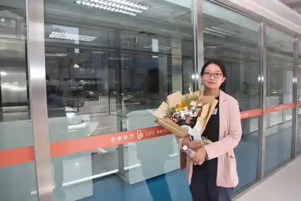 中国首例自体存储“脐血宝宝”18年后再为自己续存脐血22年