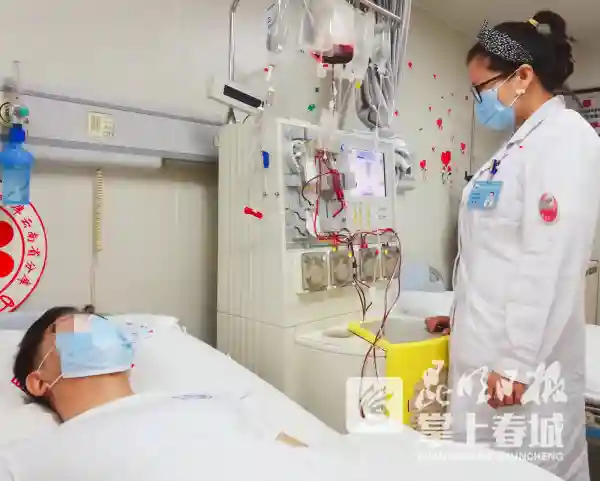 争当一名每天治病救人的医生！昆医大研究生捐献造血干细胞