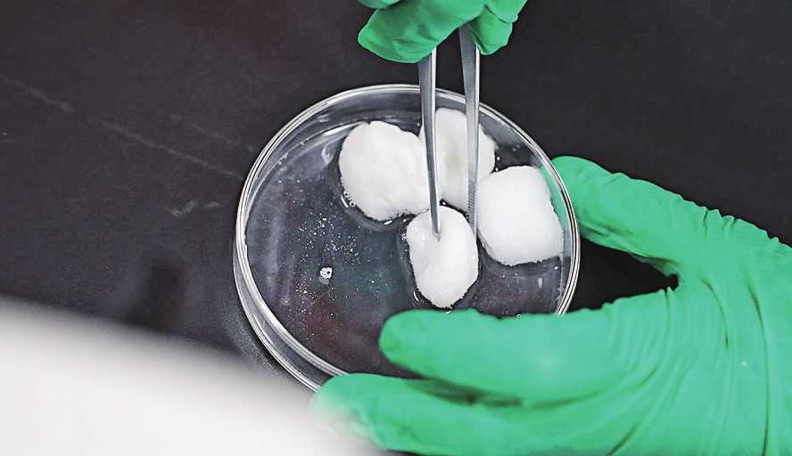 “砸饭碗”式营销背后，华熙生物的C端困局